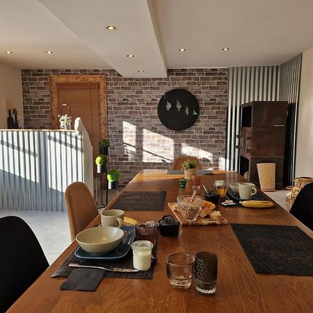 Gite L'Enclos O Rendez-Vous Roquefeuil-Pays De Sault- Avec Jardin エクステリア 写真